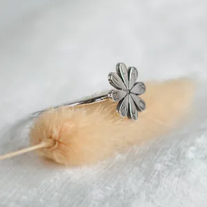 Gold ring with a diamond and engraving LEXI Thumbnail