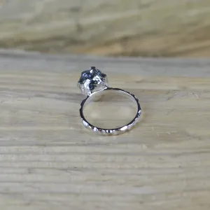 Gold ring with raw diamond HOPE Thumbnail