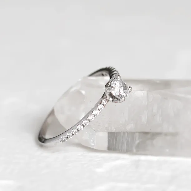 KATVI platinum diamonds engagement ring Image