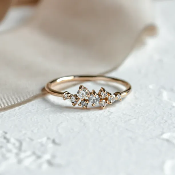 Diamond cluster ring CLARA Image