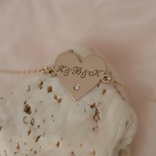 VICKY golden bracelet with a diamond Image