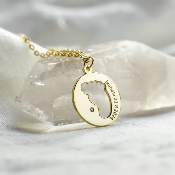 EIIA gold diamond pendant with baby foot trace Image