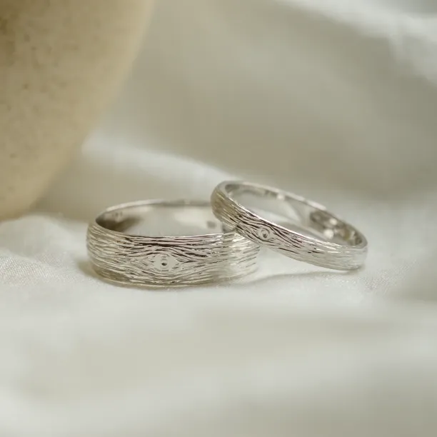 DRIS gold wedding rings Image