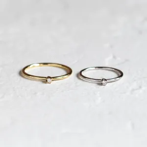 Gold minimalistic ring with diamond LAUDE Thumbnail
