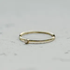 Gold minimalistic ring with diamond LAUDE Thumbnail