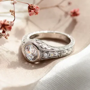 Vintage ring with moissanite and diamonds SOLA Thumbnail