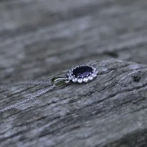 Luxurious pendant with JUFILI diamonds and a sapphire Thumbnail