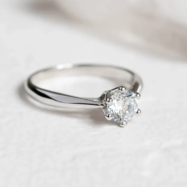 TRINO classic engagement diamond ring Image