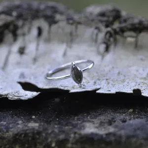 UNQE gold diamond ring  Thumbnail