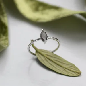 UNQE gold diamond ring  Thumbnail