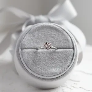 GRAC gold diamond flower shape ring Thumbnail
