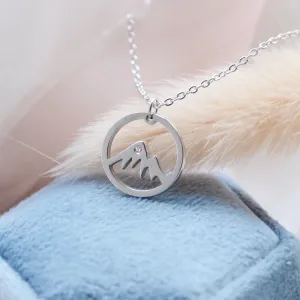 Gold diamond pendant - for the mountains enthusiasts MUNI Thumbnail