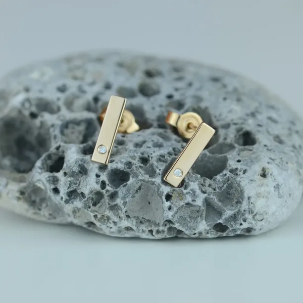 Minimalist gold diamond earrings DINA Image
