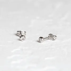 ANY Golden stud earrings with diamonds Thumbnail