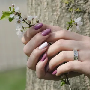 MAFI delicate relief gold diamond wedding rings Thumbnail