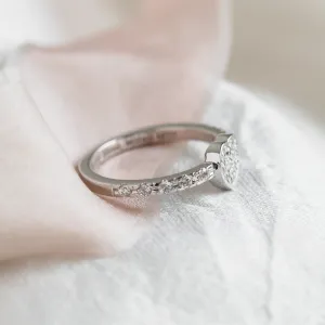 ERIA gold diamond ring Thumbnail