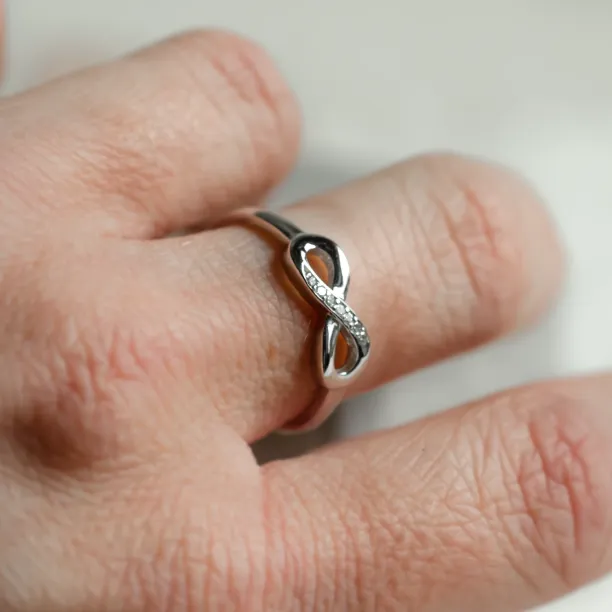 SALVIN infinity gold diamond ring Image