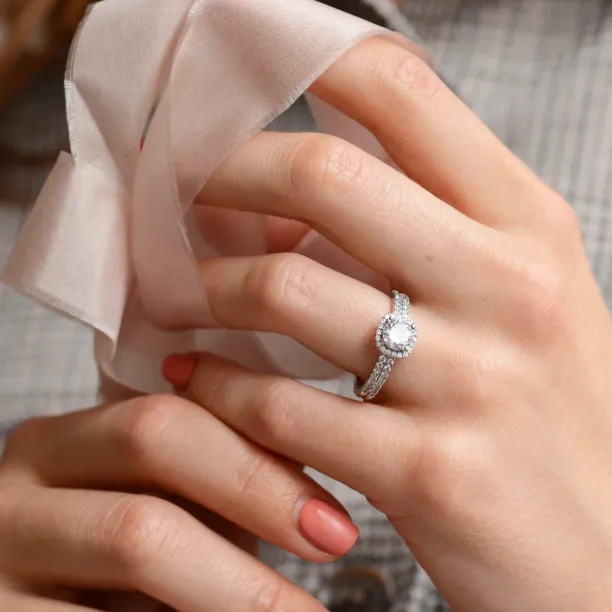 KATI gold diamond engagement ring Image