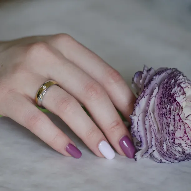 IFE combination gold diamond wedding rings Image