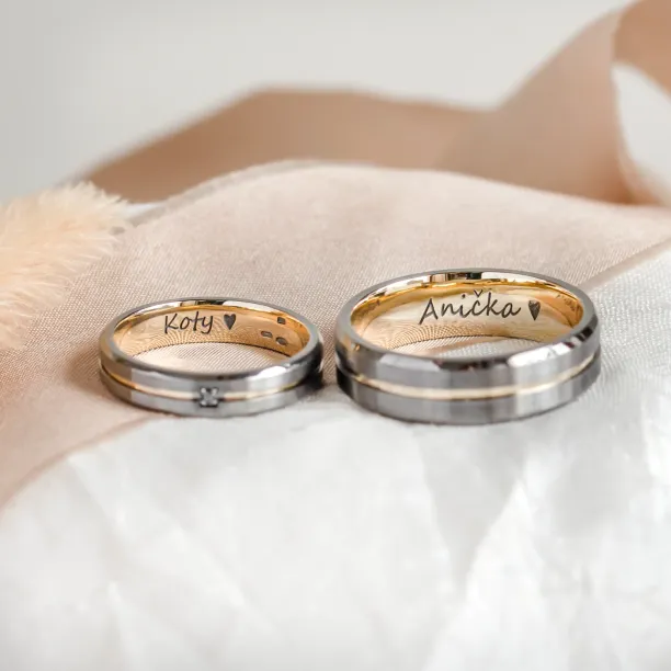 MOON black gold wedding rings with diamond Image