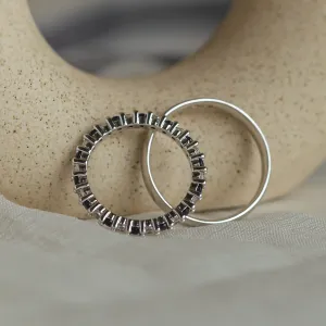 Gold diamond wedding rings STIKI Thumbnail