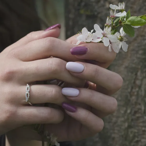DOVEK wings shape gold diamond ring Image