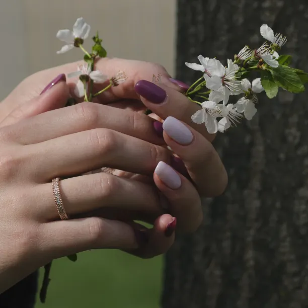 Luxurious diamond wedding rings KNEDE Image