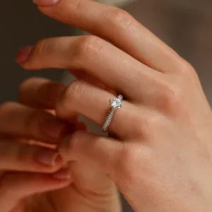 LIVKE classic gold diamond engagement ring Thumbnail