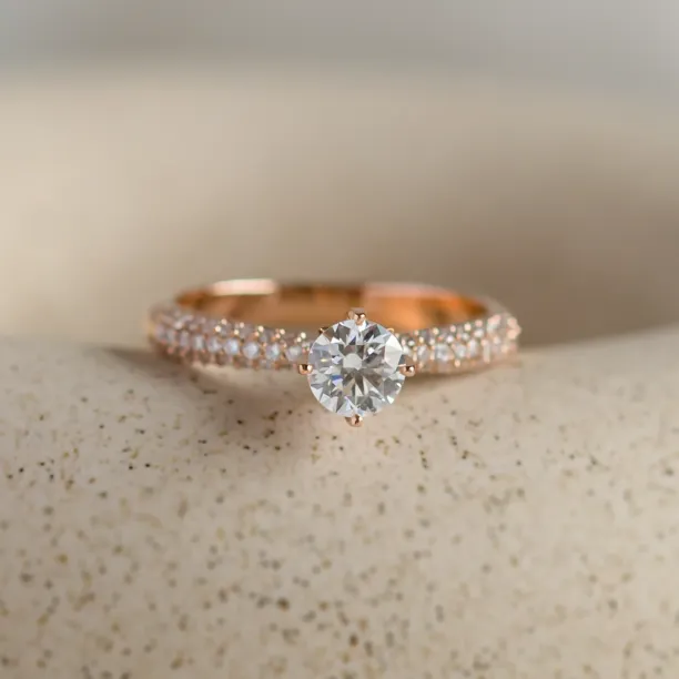 LIVKE classic gold diamond engagement ring Image