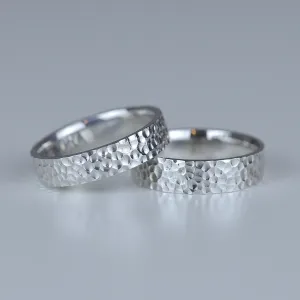 Hammered gold wedding rings LANI Thumbnail