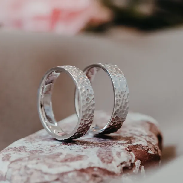 Hammered gold wedding rings LANI Image