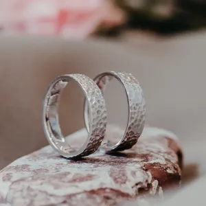 Hammered gold wedding rings LANI Thumbnail