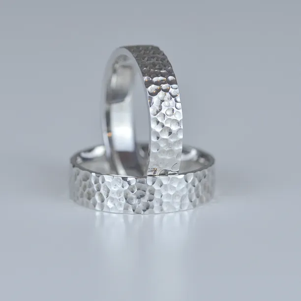 Hammered gold wedding rings LANI Image