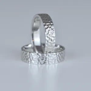 Hammered gold wedding rings LANI Thumbnail