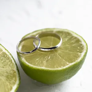 Gold wedding rings with bow tie shape LALI Thumbnail