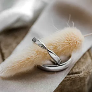 Gold wedding rings with bow tie shape LALI Thumbnail