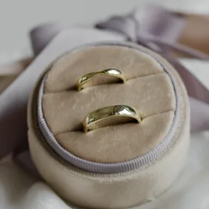 Gold wedding rings with bow tie shape LALI Thumbnail