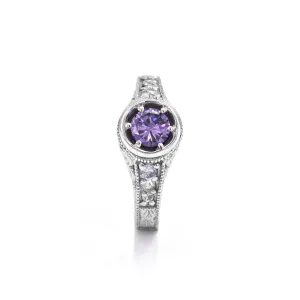 Vintage ring with amethyst 0.5 ct and diamonds OSLO Thumbnail