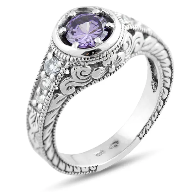 Vintage ring with amethyst 0.5 ct and diamonds OSLO Image
