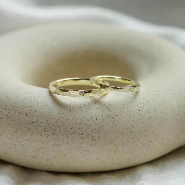 Minimalistic Wedding Rings GOLED Image