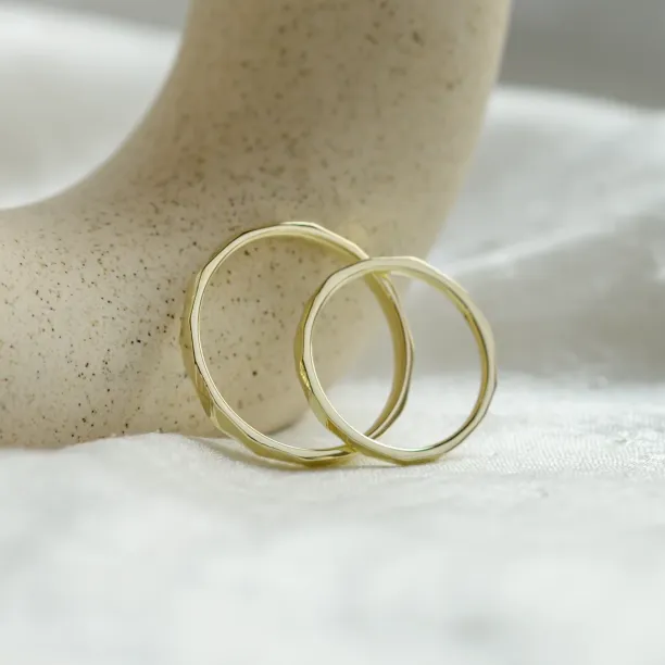 Minimalistic Wedding Rings GOLED Image
