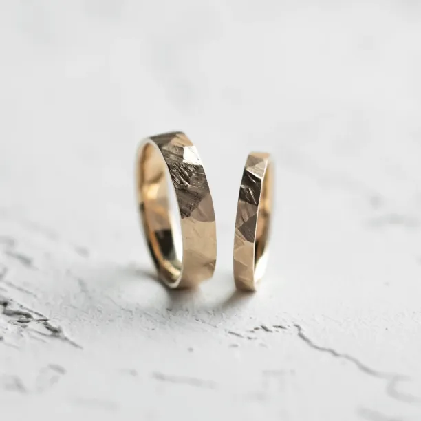 Gold hammered wedding rings BOMM Image