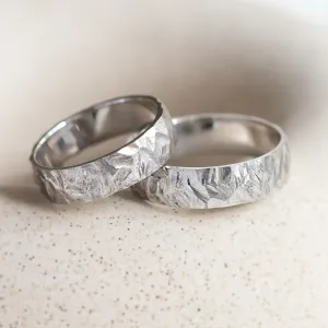 Gold wedding rings with a relief surface FIO Thumbnail
