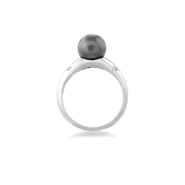 Hematite ring with diamonds DOGA Image