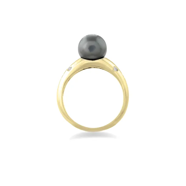 Hematite ring with diamonds DOGA Image