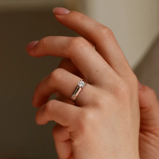 Engagement ring with diamond 0.33ct HEIM Image