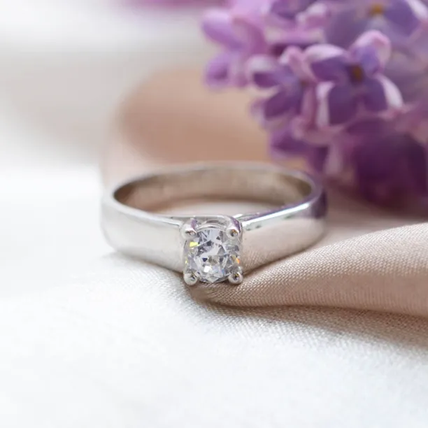 Engagement ring with diamond 0.33ct HEIM Image
