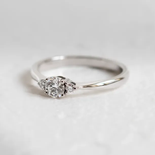 Lab grown diamond engagement ring DOROTHEA Image