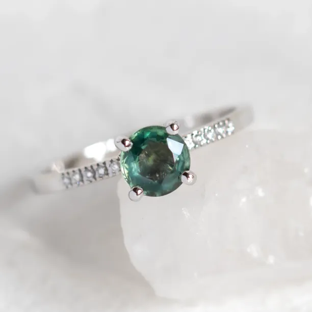 Green sapphire and diamond engagement ring SERENYA Image