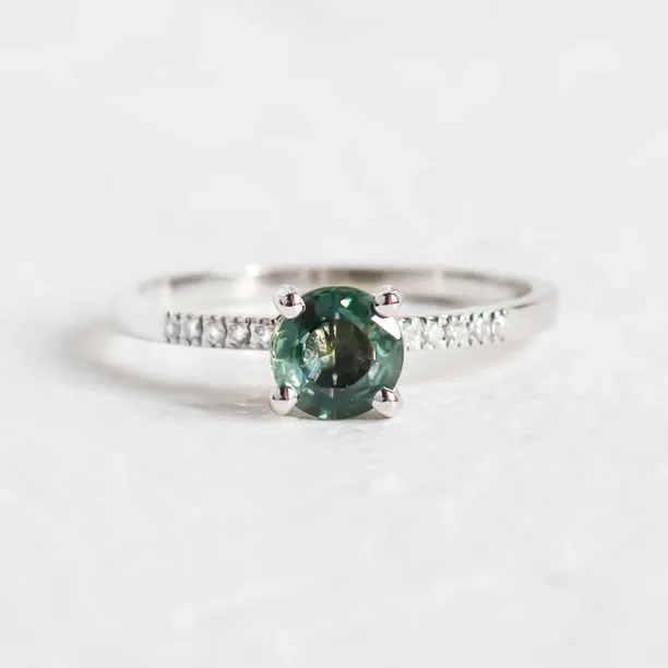 Green sapphire and diamond engagement ring SERENYA Image